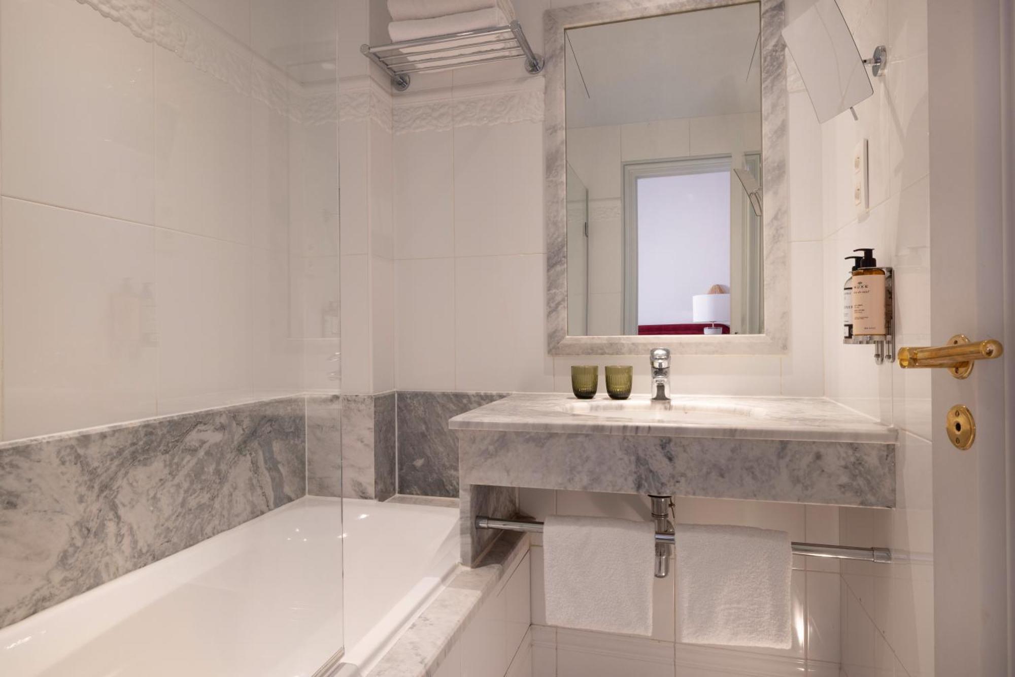 Hotel Le Lavoisier & Spa Paris Bagian luar foto