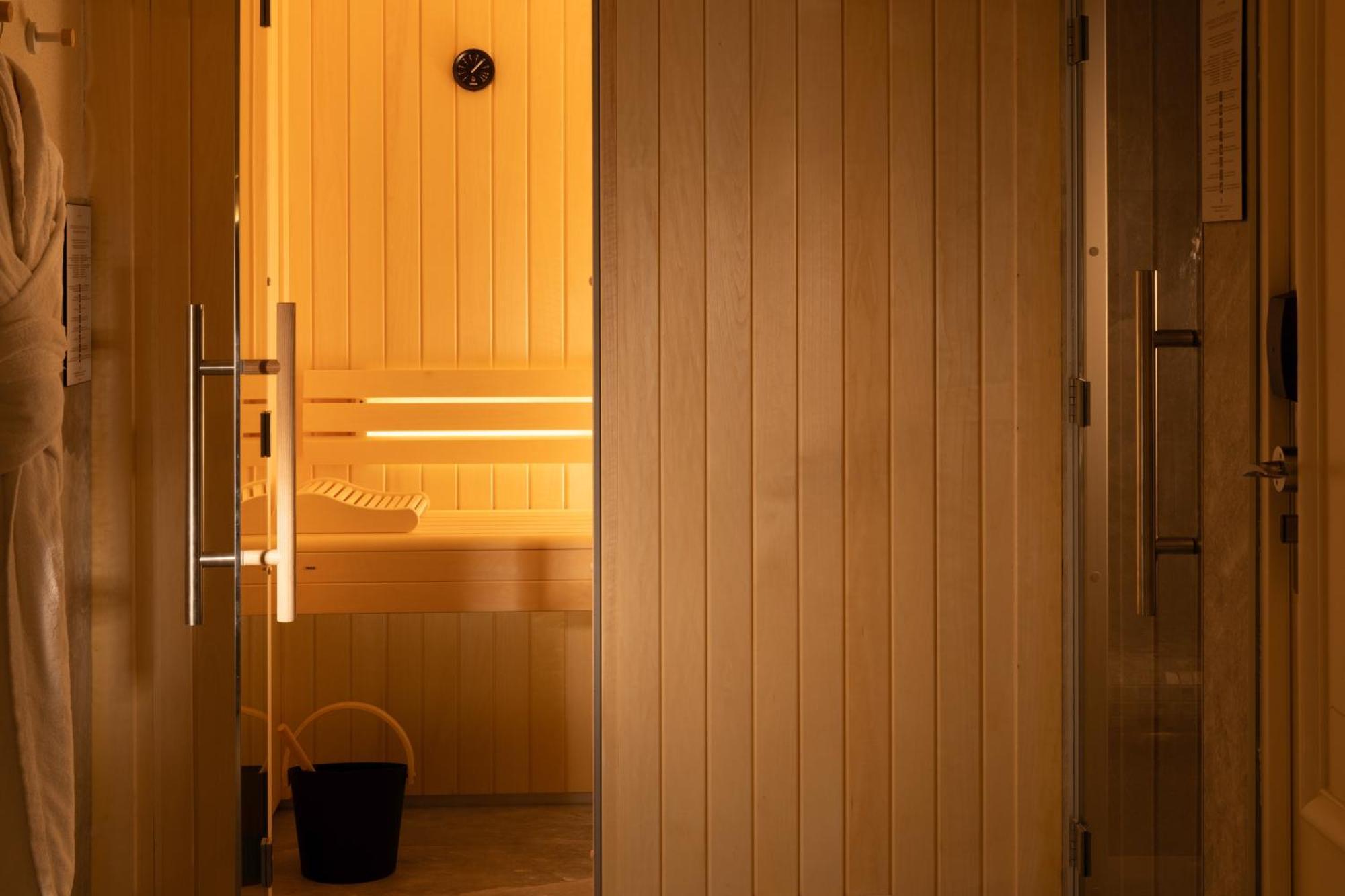 Hotel Le Lavoisier & Spa Paris Bagian luar foto